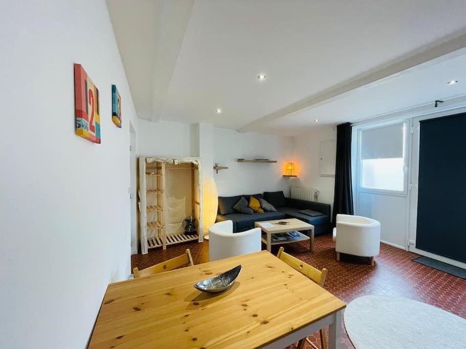 Ferienwohnung Studio Cosy Et Lumineux De 35M2 A Romagnat Exterior foto